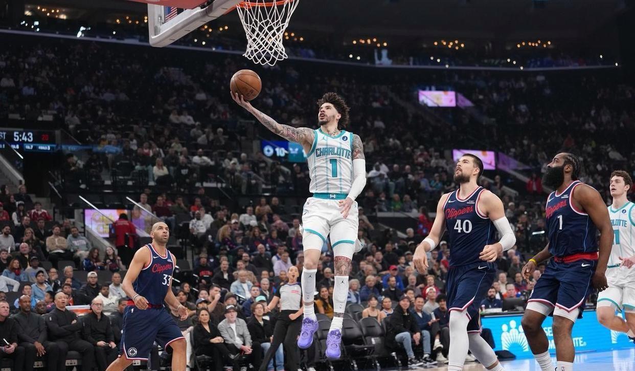 世界杯积分榜-狂送16连败!快船拒爆冷,哈登创NBA3大神迹,一战认清了4个事实