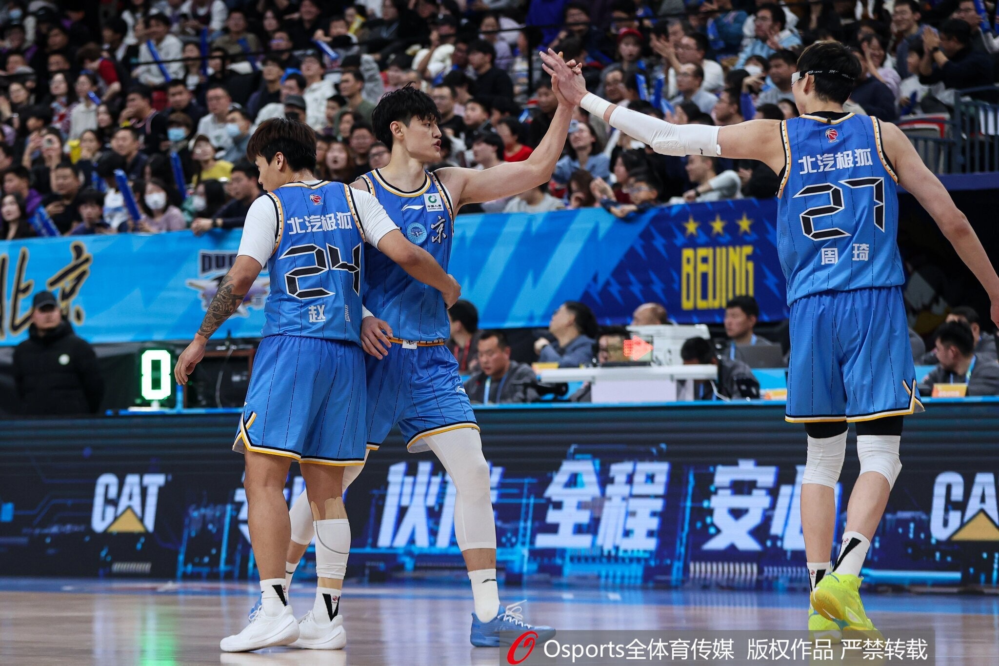 世界杯淘汰赛资格-象征性表示一下~周琦&amp;曾凡博皆出战不到3分钟 分别拿2分&amp;3分