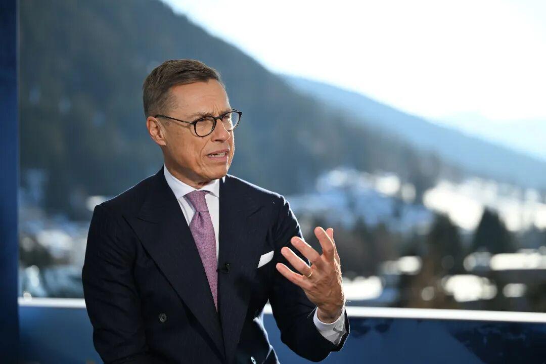 世界杯淘汰赛资格-芬兰总统“出招”:邀特朗普蒸桑拿,帮助解决格陵兰岛的复杂局势;他曾将特朗普与泽连斯基的争吵比作婚姻中的争执,呼吁双方回到谈判桌前